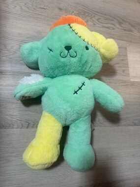 Build a Bear Workshop Halloween Zombie Pompompurin Hello Kitty & Friends Sanrio